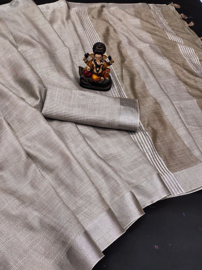Handwoven Banarasi Jacquard Saree with Silver Border